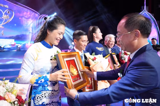 Chương trình nghệ thuật đặc biệt 'Ơn nghĩa sinh thành 2024': Lan tỏa nét đẹp hiếu hạnh mỗi mùa Vu lan