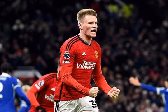 Tiền vệ McTominay nổi lên là mục tiêu số 1 của HLV Conte