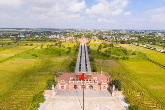 Thăm di tích đền Trần Thái Bình, miền ký ức về triều đại thủa vàng son