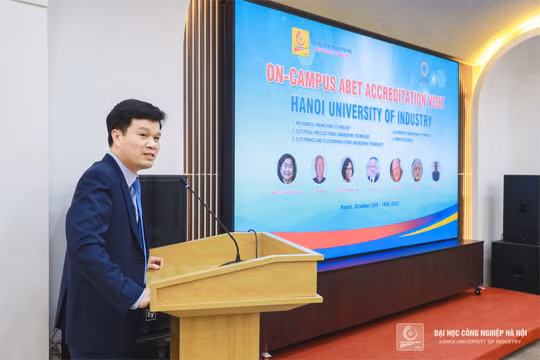 5 chương trình đào tạo của HaUI vừa được công nhận đạt chuẩn kiểm định ABET