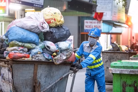 Sẽ thu phí rác thải dựa trên khối lượng hoặc thể tích