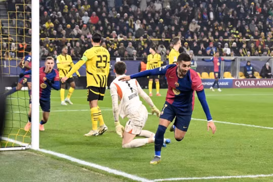 Barca đánh bại Dortmund sau màn rượt đuổi kịch tính