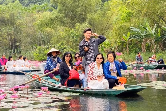 Đồng bằng sông Cửu Long 'bội thu' mùa du lịch cuối năm