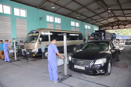Yêu cầu không dùng thanh toán tiền mặt trong hoạt động đăng kiểm