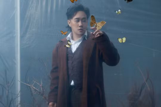 Trung Quân Idol ra album đầu tay sau 15 năm ca hát