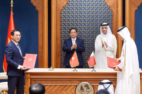 Việt Nam và Qatar ký kết nhiều văn kiện hợp tác quan trọng