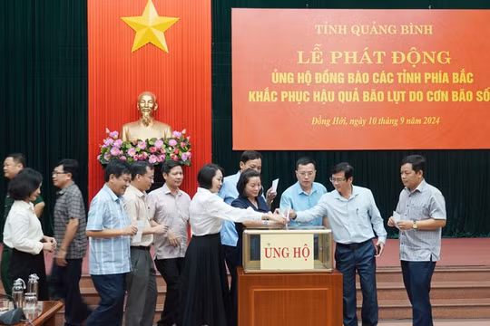 Quảng Bình tiếp nhận ủng hộ Nhân dân các tỉnh phía Bắc gần 40 tỷ đồng
