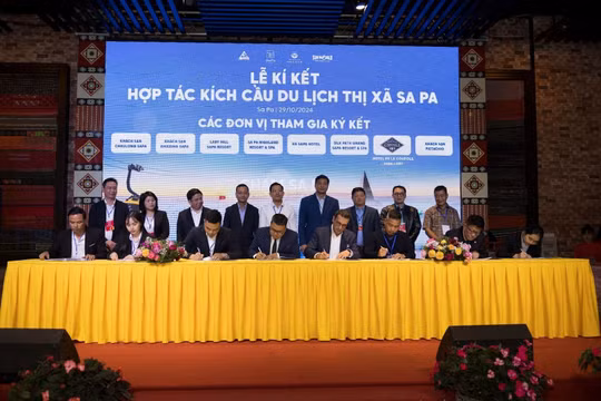 Lào Cai tung gói kích cầu du lịch 'khủng', ưu đãi đến 50%