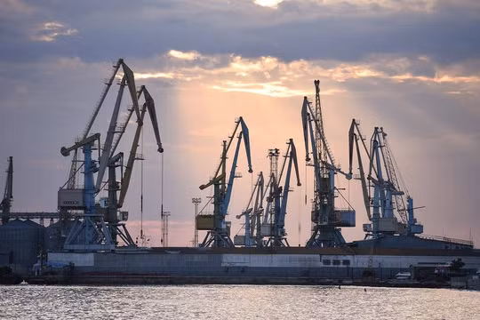 Dầu thô Nga tiếp tục chảy vào Hungary bằng đường ống Druzhba