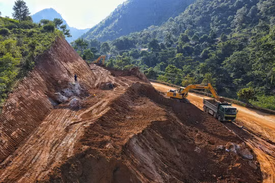 Giải quyết mặt bằng cho dự án kết nối giao thông các tỉnh miền núi phía Bắc