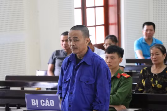 Truy sát hàng xóm vì con vịt què