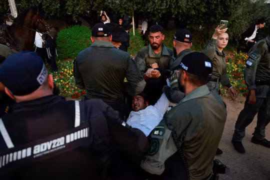 Israel bắt đầu tuyển dụng sinh viên Do Thái Chính thống cực đoan vào tuần tới