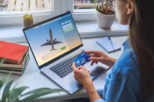 3 cách tiết kiệm tiền khi du lịch mùa cao điểm