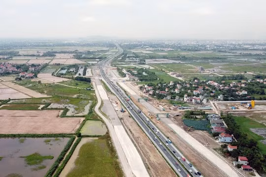Tổ chức lại giao thông tạm thời trên cao tốc Cầu Giẽ - Ninh Bình