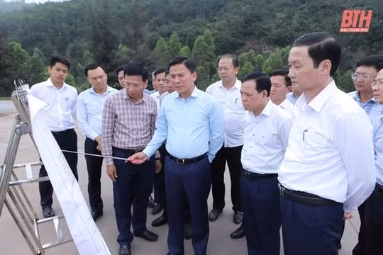 Quyết liệt triển khai các dự án đã được quyết nghị thông qua