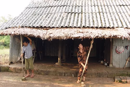 Quảng Bình: Hỗ trợ 60 triệu đồng/hộ khi xây mới và 30 triệu đồng/hộ khi sửa chữa để xoá nhà tạm, dột nát