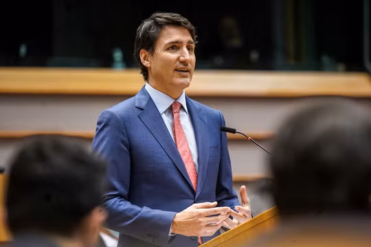 Thủ tướng Canada đối mặt nguy cơ bị phế truất khi đồng minh quan trọng quay lưng