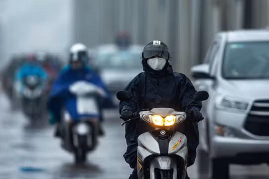 Dự báo thời tiết ngày 4/11: Hà Nội mưa rào, ngày trời lạnh