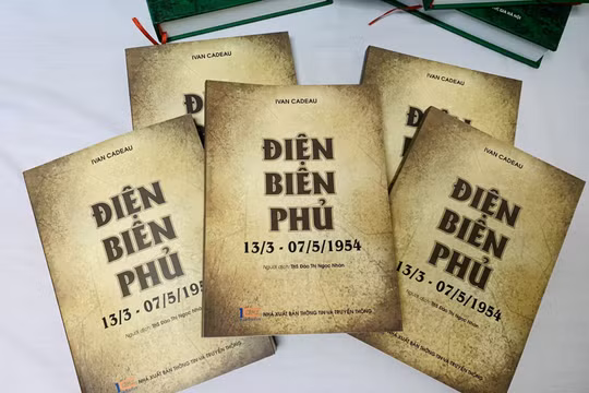 Độc giả khám phá tài liệu lưu trữ quốc gia về Chiến dịch Điện Biên Phủ và Hội nghị Giơnevơ