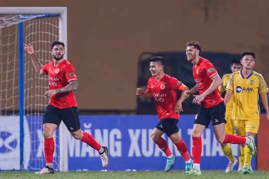 Công an Hà Nội đánh bại SLNA tại vòng 15 V.league 2023/24