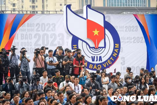Khi các cấp hội đẩy mạnh phong trào xây dựng môi trường văn hóa trong cơ quan đơn vị
