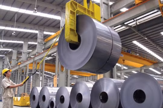 Thép Nam Kim (NKG) xây nhà máy đi vay tới 70%, huy động thêm 1.500 tỷ đồng