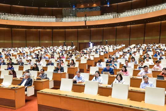 Cải thiện môi trường đầu tư kinh doanh, thu hút tối đa và sử dụng có hiệu quả nguồn lực của Nhà nước