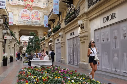 Các thương hiệu xa xỉ phương Tây quay lại thị trường Nga