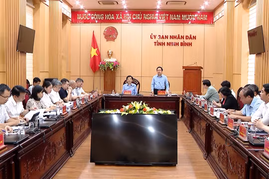 Đoàn công tác thành viên Chính phủ làm việc với tỉnh Ninh Bình