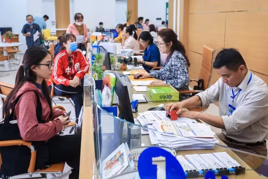 Quy định chặt chẽ về công chứng để đảm bảo pháp lý cho các giao dịch quan trọng trong dân sự, kinh tế