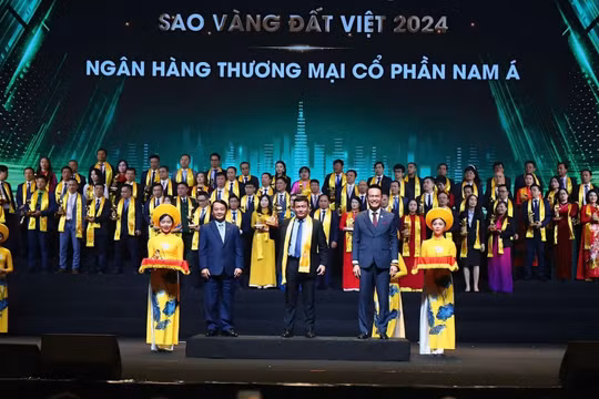 Trước thềm năm mới 2025, Nam A Bank nhận nhiều giải thưởng uy tín