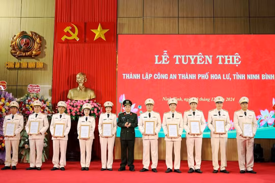 Quyết định của Bộ trưởng Bộ Công an về thành lập Công an thành phố Hoa Lư