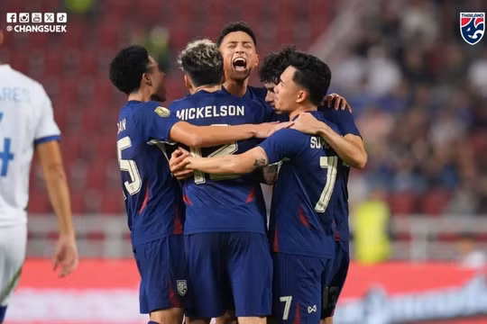 Thái Lan vất vả đánh bại Philippines, hẹn Việt Nam ở chung kết AFF Cup 2024