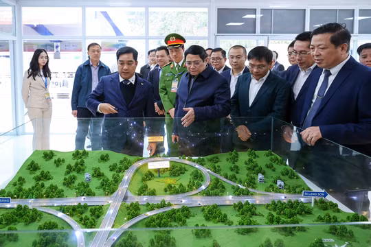 Làm việc xuyên lễ, xuyên Tết và mùa khô năm 2024 để đẩy nhanh tiến độ các dự án hạ tầng giao thông