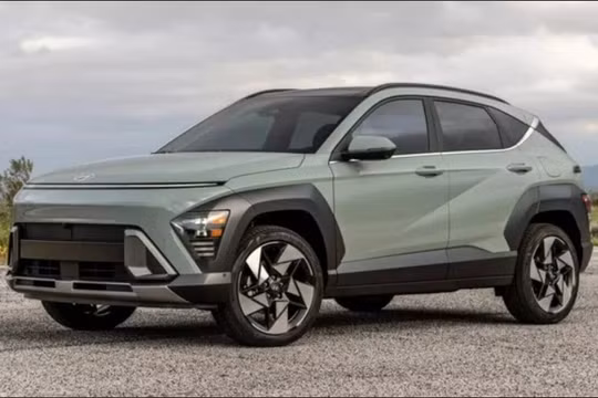 Hyundai Kona 2024 bốc cháy trong quá trình thử nghiệm va chạm