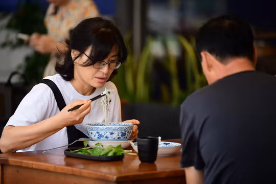 Việt Nam là 'thiên đường ẩm thực' của du khách Hàn Quốc, Nhật Bản và Thái Lan