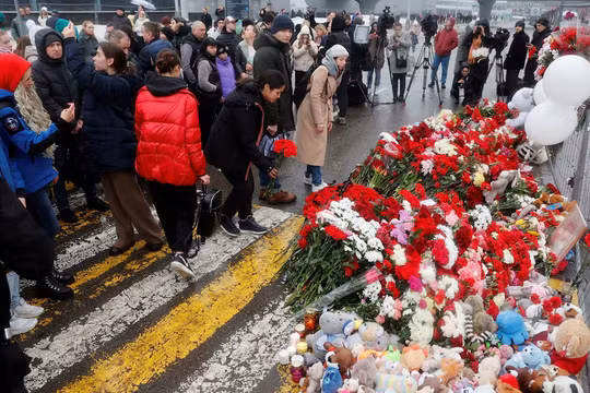 Ông Putin thề trừng phạt kẻ đứng sau vụ khủng bố ở Moscow, số người thiệt mạng tăng lên 133