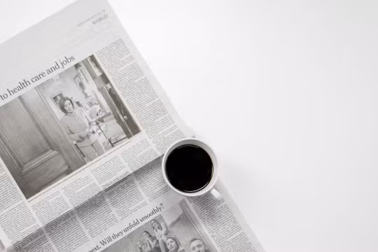 Tại sao các nhà báo nên viết tiêu đề đơn giản và ngắn gọn?