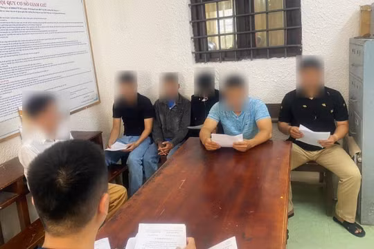 Khởi tố 24 thanh niên trong nhóm truyền bá hàng trăm video khiêu dâm, đồi trụy