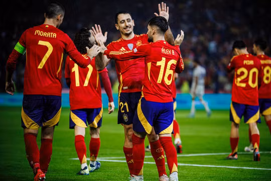 Thắng đậm Serbia, Tây Ban Nha rộng cửa vào tứ kết Nations League