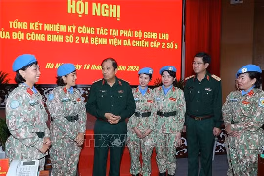 Lan tỏa hình ảnh đẹp về người chiến sĩ mũ nồi xanh Việt Nam