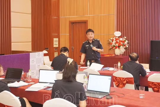 Cục Hải quan Hà Nam Ninh đối thoại, tháo gỡ khó khăn với các doanh nghiệp chế xuất