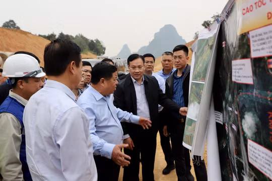 Tăng tiến độ giải ngân vốn đầu tư công dự án cao tốc 10.000 tỷ đồng, tuyến Hà Giang - Tuyên Quang