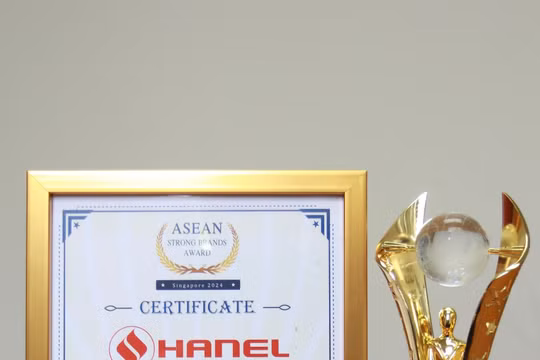 Hanel và Tổng giám đốc Hanel được vinh danh tại Lễ trao giải Thương hiệu mạnh ASEAN 2024