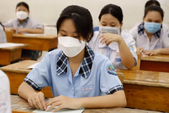 Trên 13.000 học sinh TP. HCM bỏ thi lớp 10