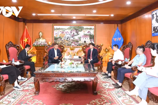 Đài Tiếng nói Việt Nam tiếp đoàn Hội Nhà báo Thái Lan
