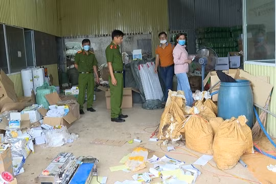 Gia Lai: Phát hiện nhiều xưởng sản xuất và tiêu thụ thuốc diệt cỏ giả quy mô lớn
