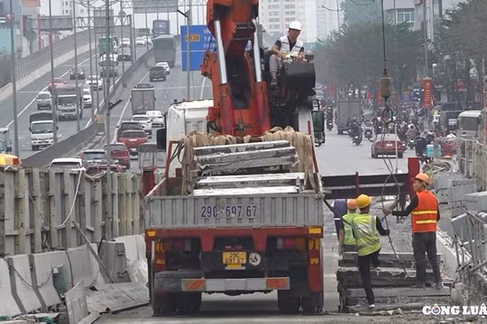 Lộ trình mới nhất cho phương tiện di chuyển qua nút giao Mai Dịch (Hà Nội)