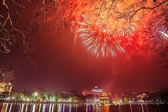 Hà Nội dừng hoàn toàn bắn pháo hoa dịp 10/10