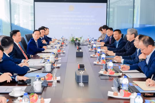 OMODA & JAECOO Việt Nam được trao giấy chứng nhận đăng ký đầu tư